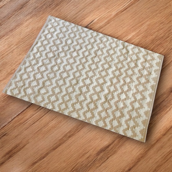 Urban86 Handcrafted Tribal Diamond Pattern Woven Area Rug - Picture 10 of 16